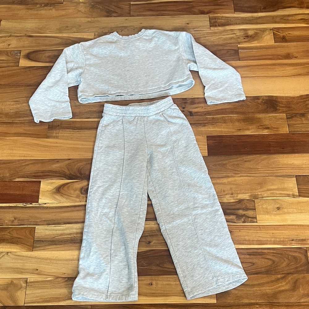 H&M Kids Light Gray Sweatpants & Cropped Sweatshirt Set